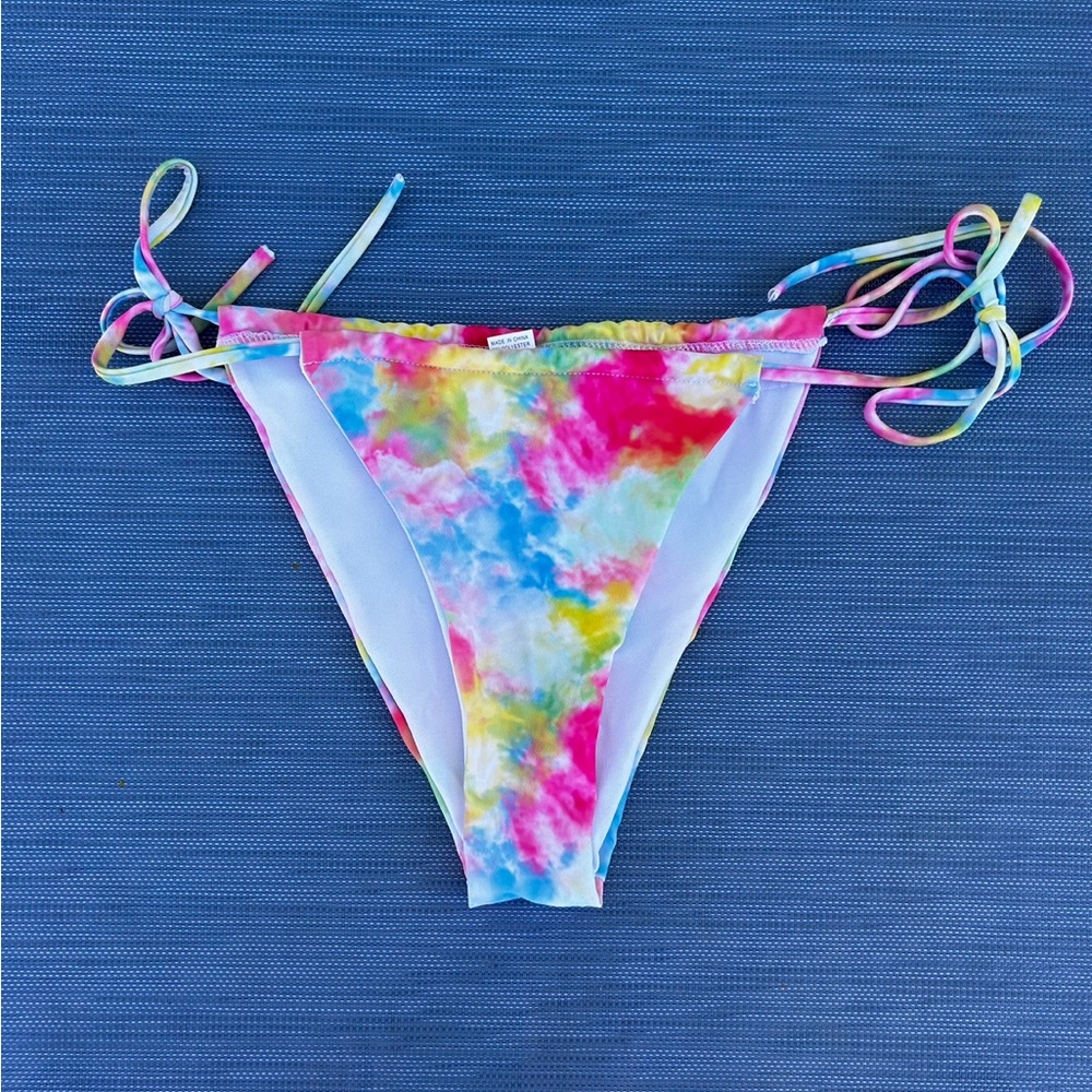 Strapless Multi-Color Bikini - Picture 5 of 6